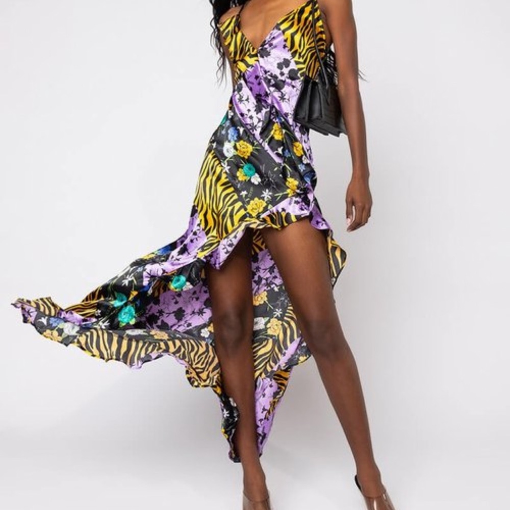 High slit dress - Picture 2 of 3